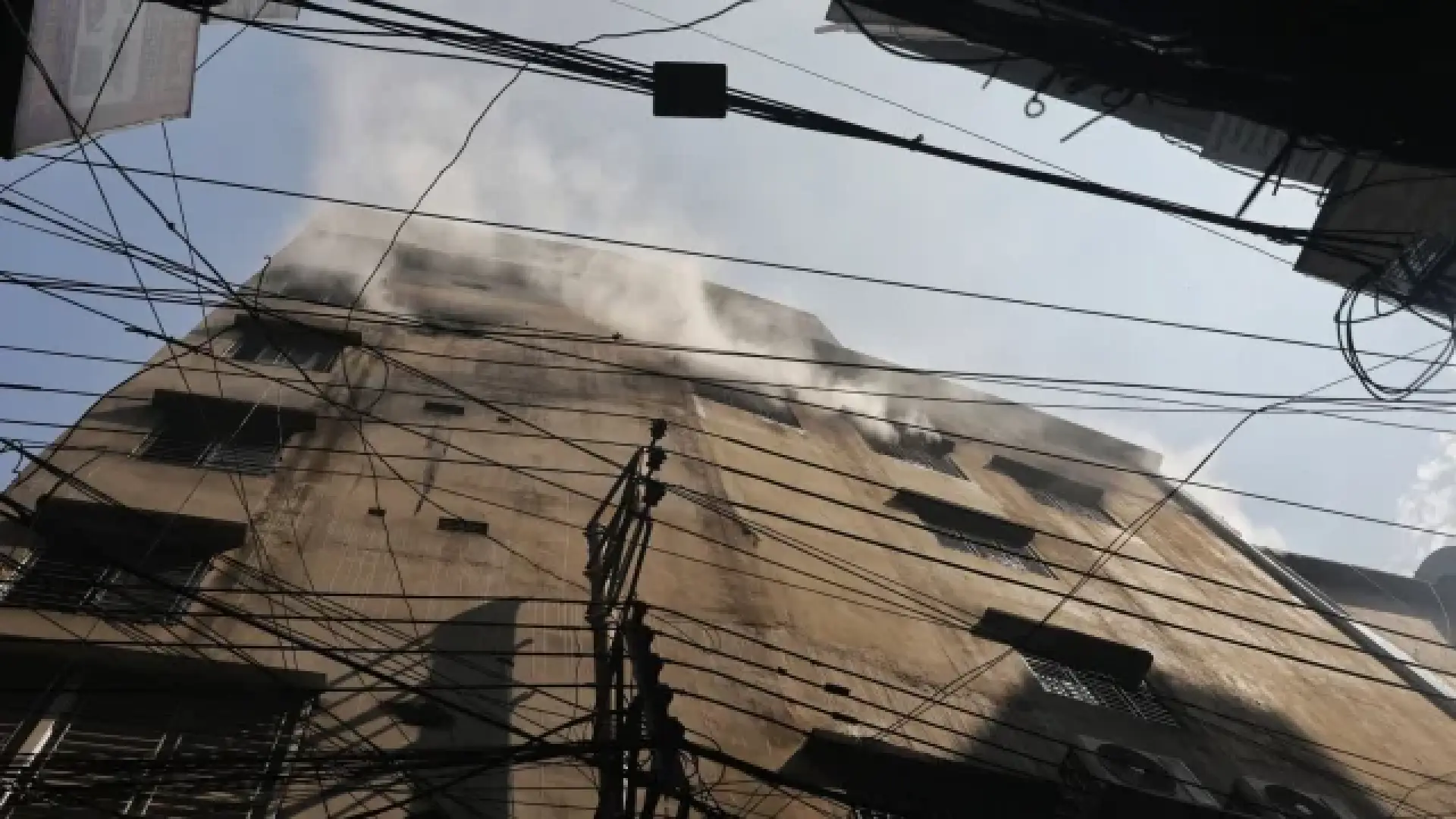 Narrow Roads, Water Shortage Hamper Chawkbazar Firefighting