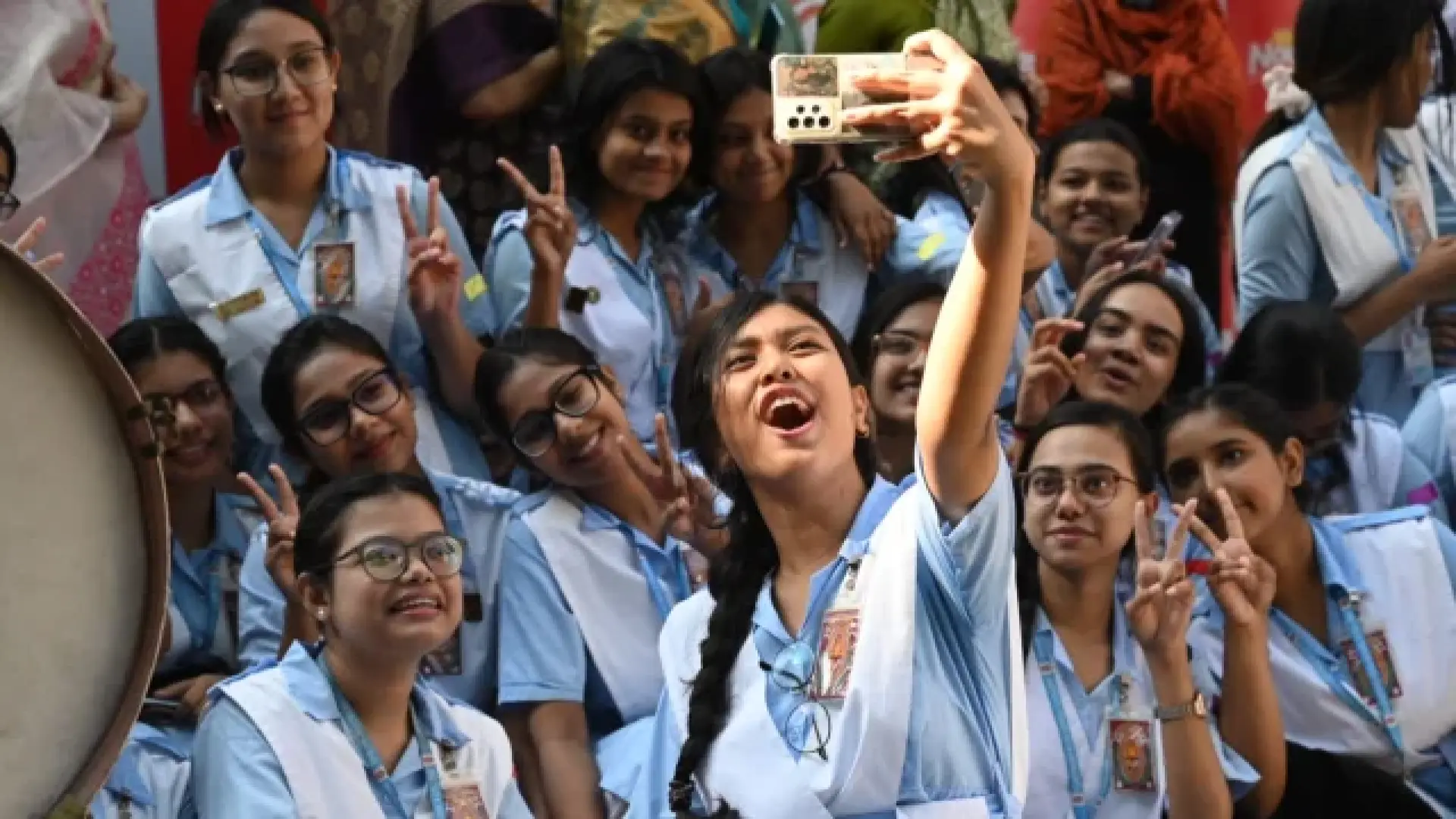 Female Students Lead HSC Pass Rate, but Trail in GPA-5 Results